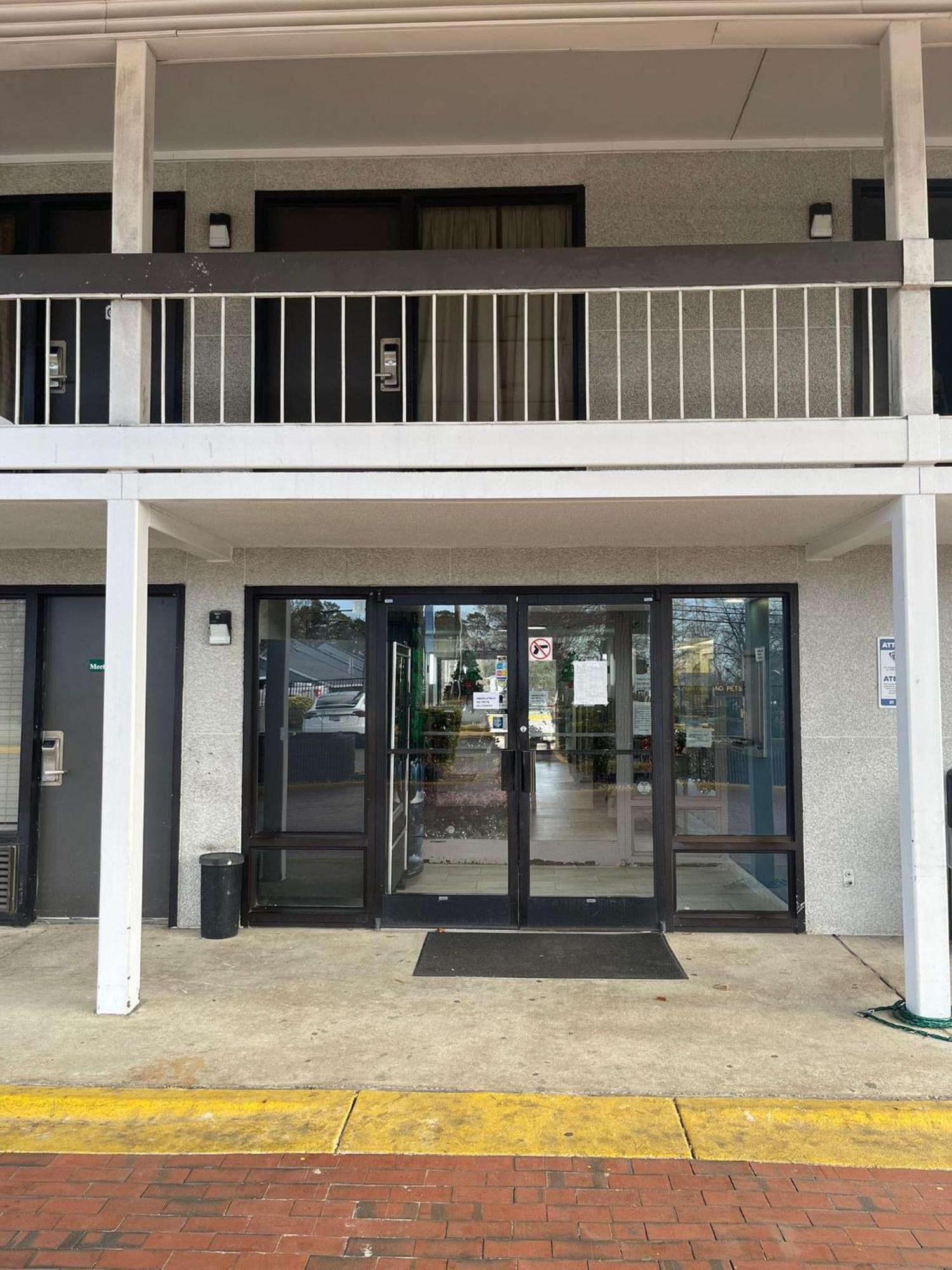 Brookwood Inn Charlotte Exterior photo
